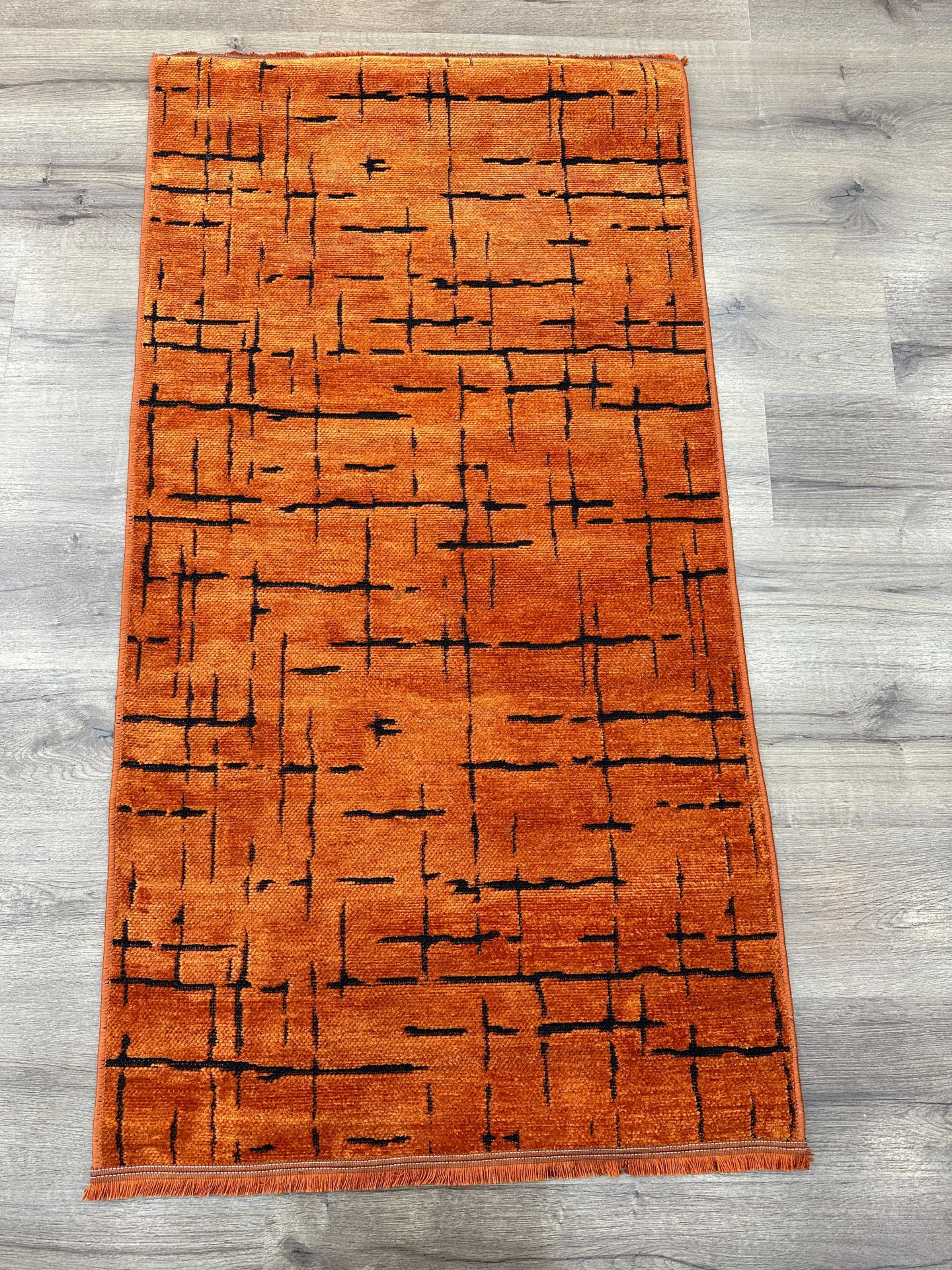 TP02 Orange Dekoratif Kilim Çamaşır Makinasında Yıkanabilir