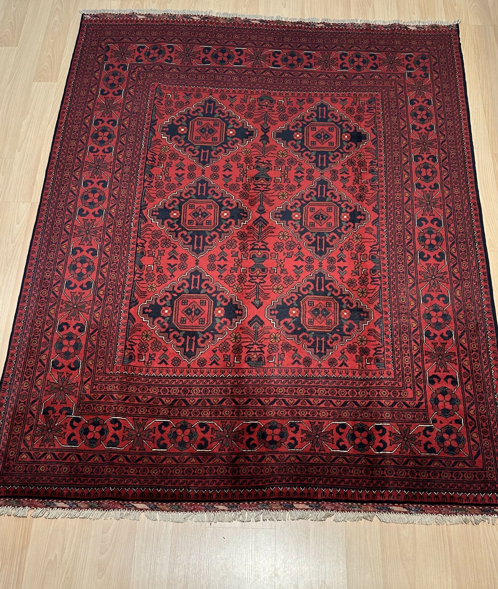 AFGAN HAMYAB 376 Usak Desenli Yüksek Kalite Kök Boya Salon Halısı
