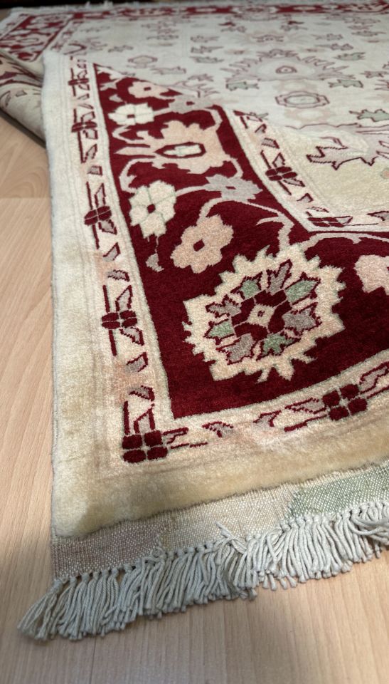 AFGAN BELCİK 195 Usak Desenli Yüksek Kalite Kök Boya Salon Halısı